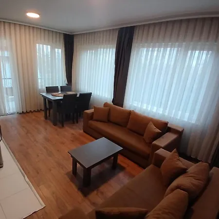 Apartament The U Homes *